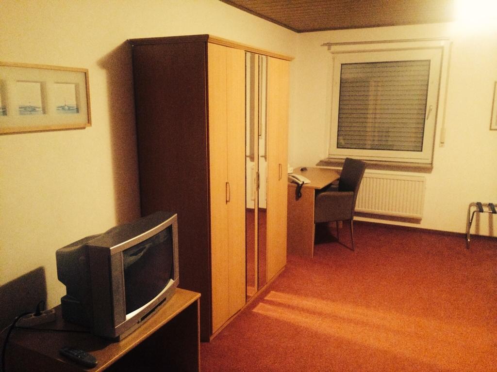 Hotel Friesenhof Westoverledingen 객실 사진